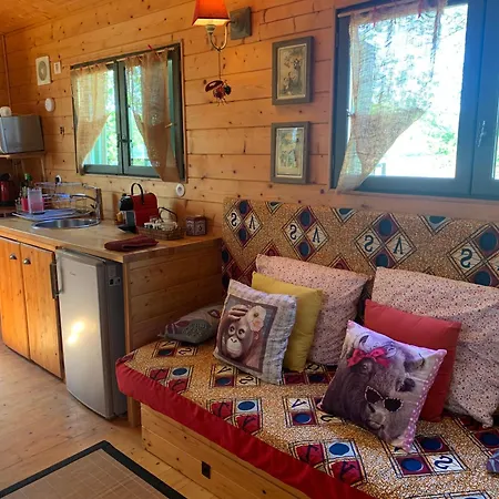 La Roulotte De Plajoulet