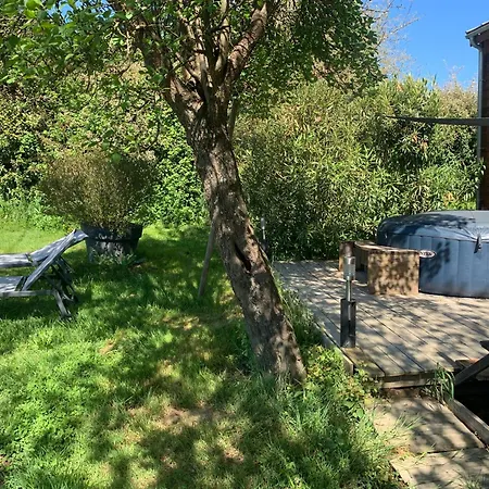 La Roulotte De Plajoulet *