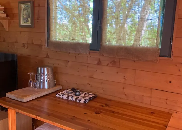 La Roulotte De Plajoulet *