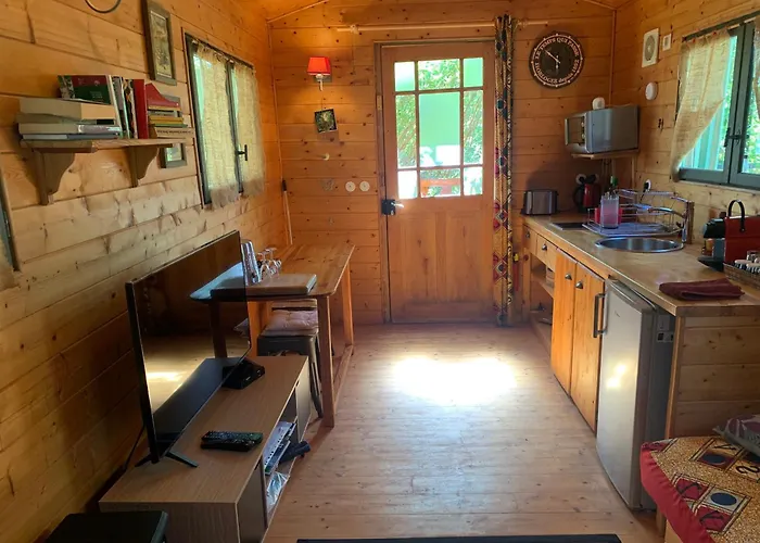 La Roulotte De Plajoulet Mirepoix (Ariege)